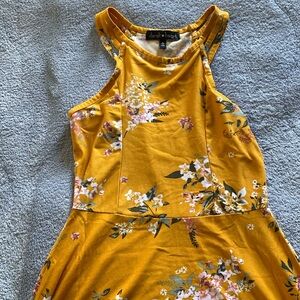 Girls yellow dress